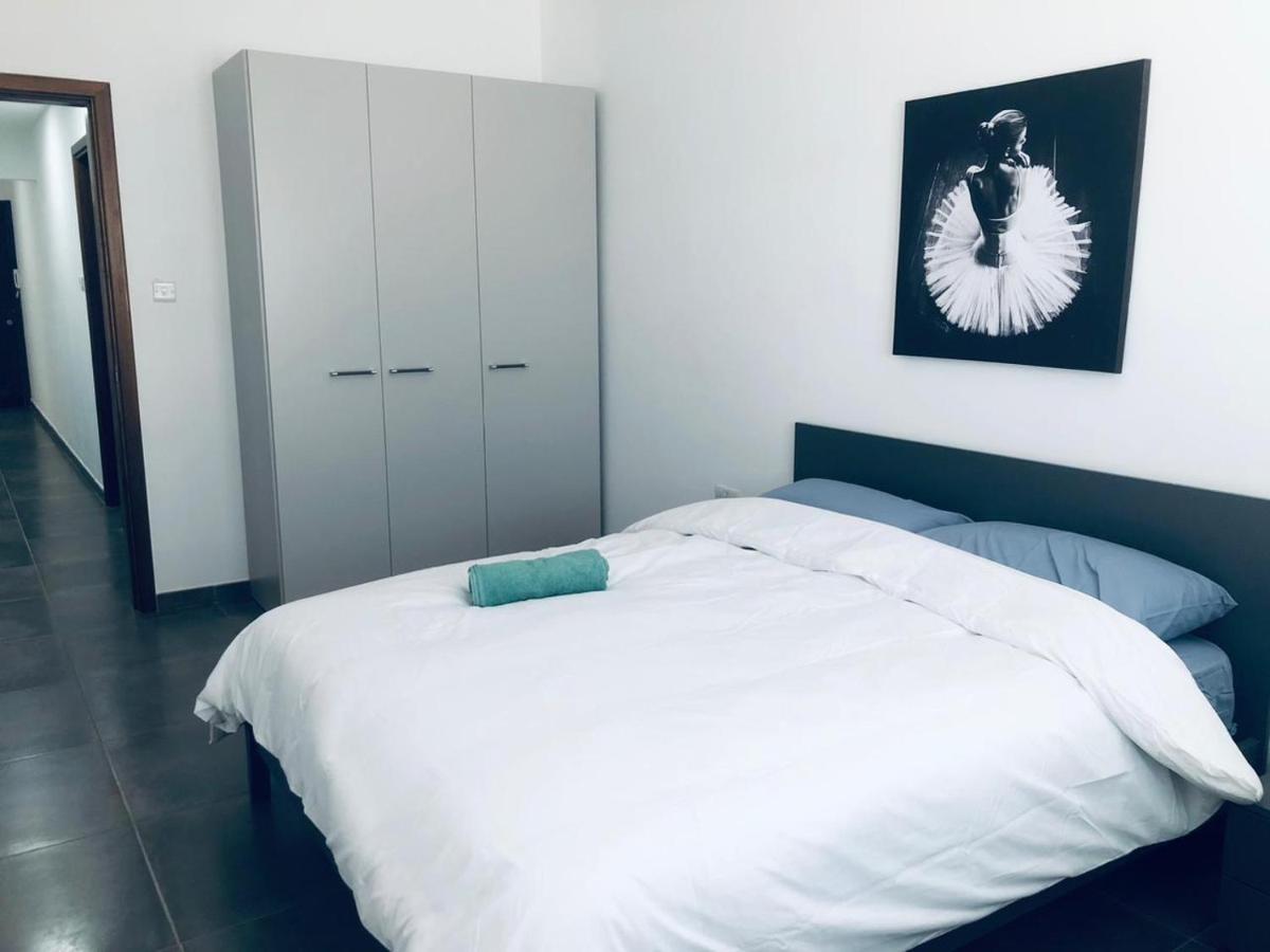 Stylish Retreat In Ta'Xbiex Apartment Ta Xbiex Luaran gambar